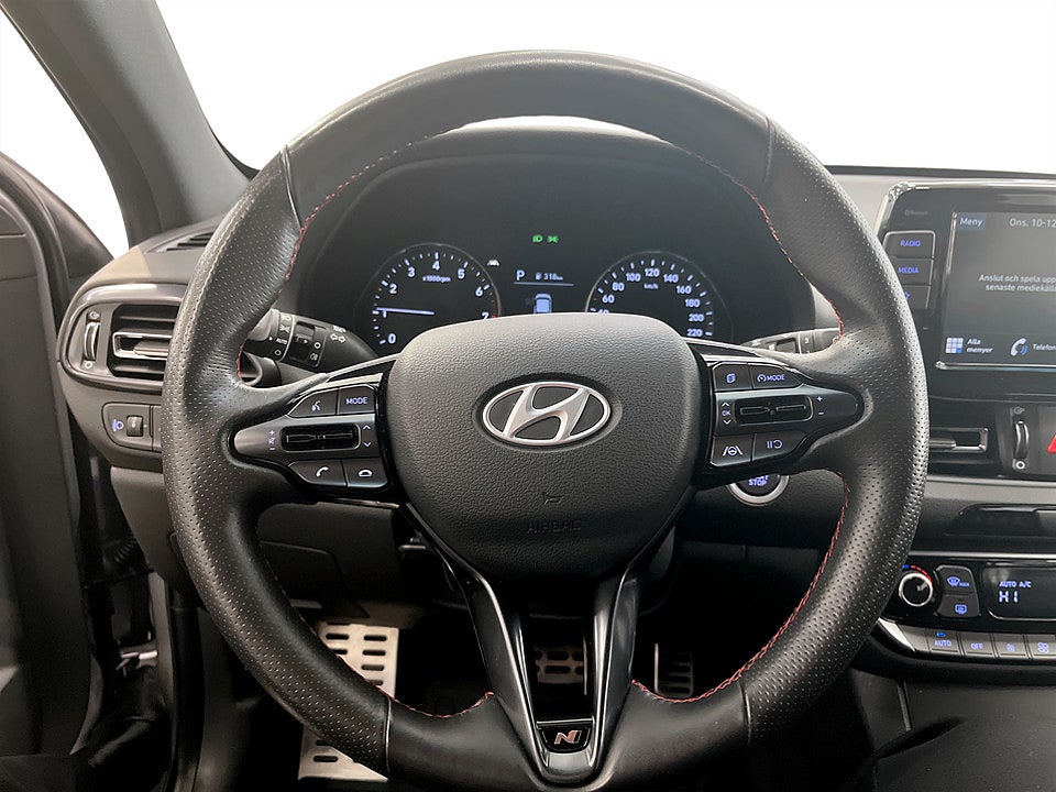 Bild på Hyundai i30 N-line 1.0 T-GDI 120hk Aut - B-KAMERA, EN ÄGARE