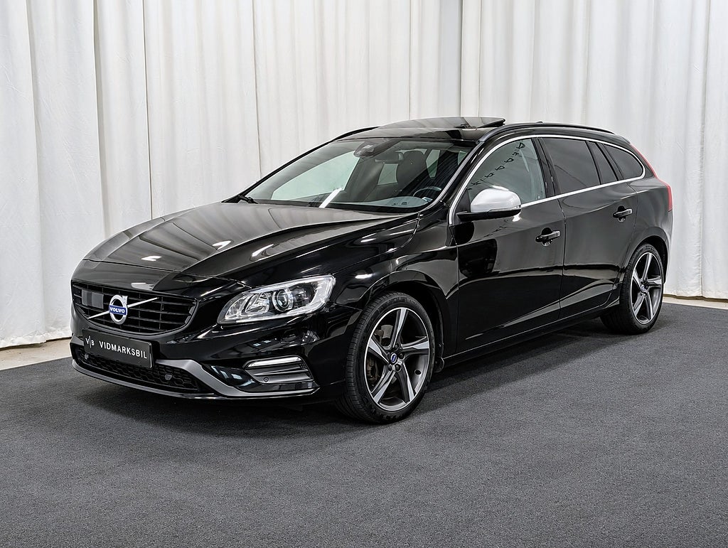 Volvo V60 D4 AWD Geartronic R-Design|Taklucka|GPS|Drag|Värmare|