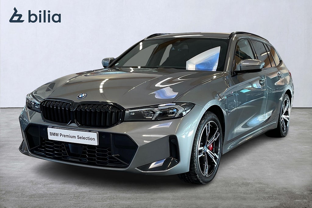 BMW 330e xDrive Touring M Sport Pro H/K Drag Värmare Adaptiv far