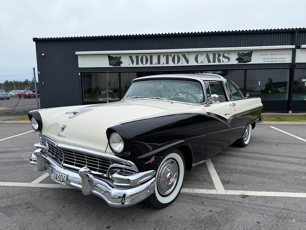 Ford Fairlane Crown Victoria 4.8 V8 Fordomatic
