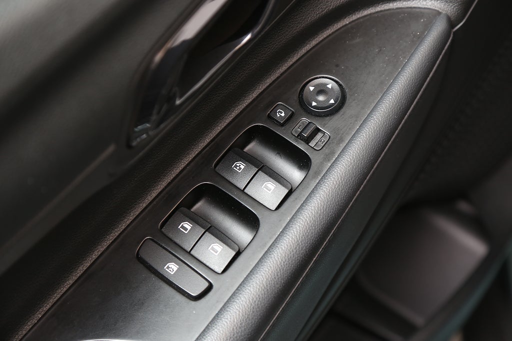 Hyundai Bayon 1,0 T-GDI 100hk Advanced Aut 1ägare Motorv Dragkrok 2022