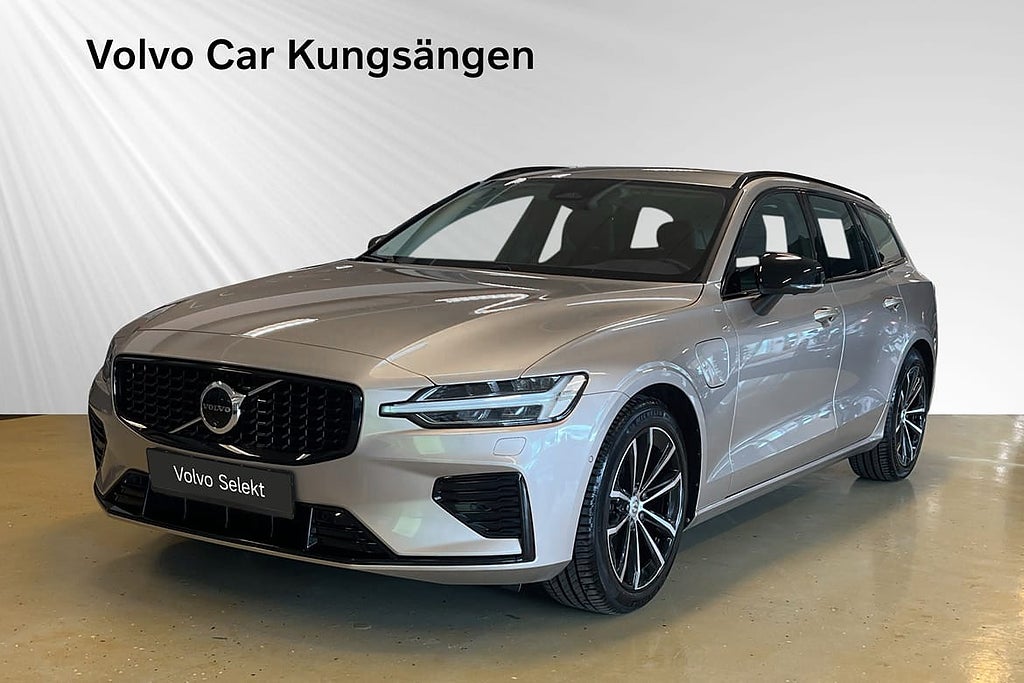 Volvo V60 T6 Plus Dark Nordic Edition Harman/Kardon 360-k...