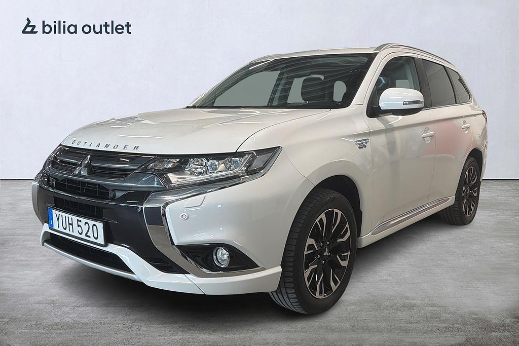 Mitsubishi Outlander PHEV CVT Business Nyservad 360°kamera Dragkrok Skinn 