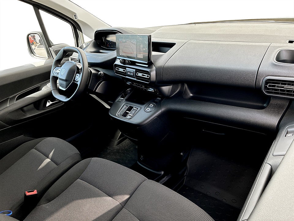 Bild på Peugeot Partner Plus+ 130hk Aut L2 - OMGÅENDE LEVERANS!