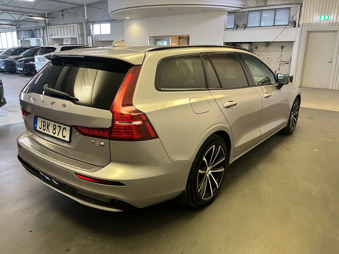 Volvo V60 T6 Plus Dark Nordic Edition 2026, bild 3/10