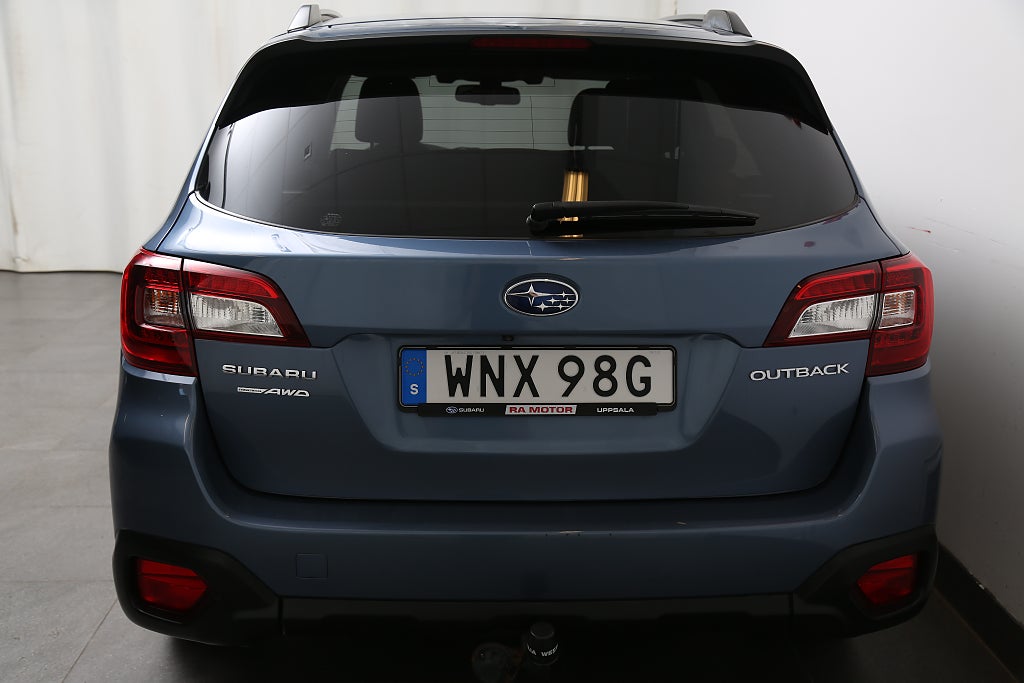 Subaru Outback 2,5i 175hk Ridge AWD Aut Skinn Motorv Drag Bränslev 2019