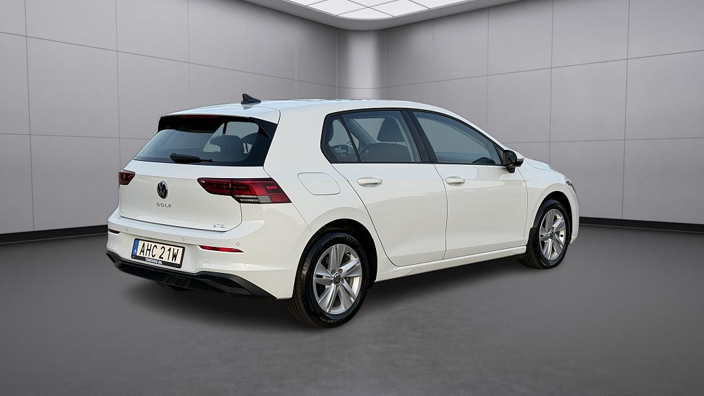 Volkswagen Golf 1.5 eTSI ACT Automat Base Avdragbar Moms - miniatyr 5