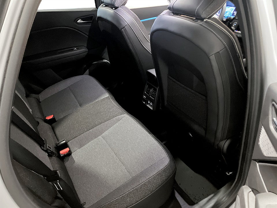 Bild på Renault Captur 1.3 TCe 140hk Aut B-KAMERA CARPLAY RATTVÄRME