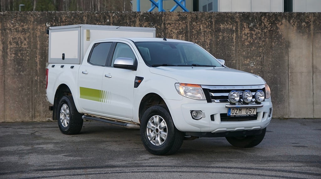 Ford ranger Dubbelhytt 2.2 TDCi 4x4|MOMS|Kåpa|Drag|