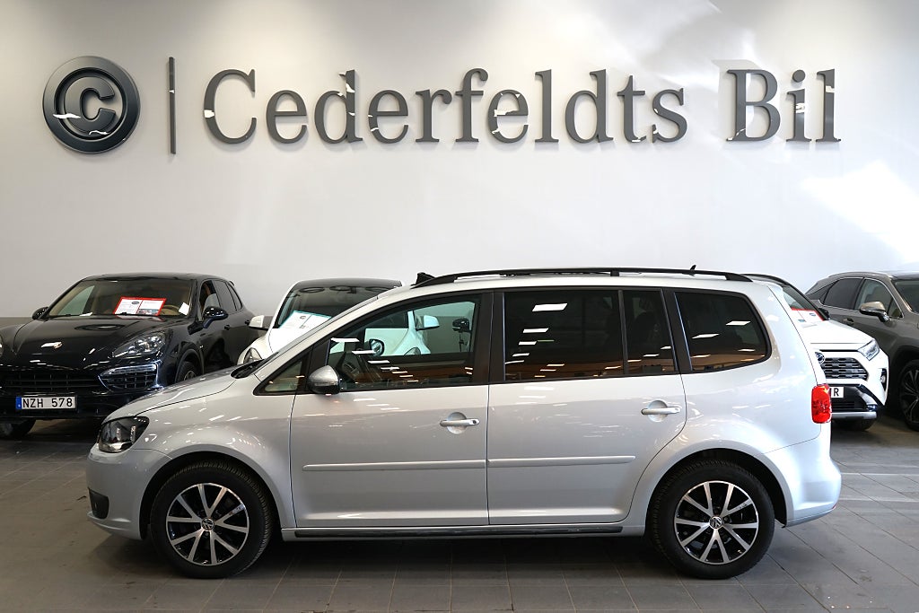 Volkswagen Touran 1.4 TSI Masters 7-sits Panorama Drag B-kamera SoV-hjul