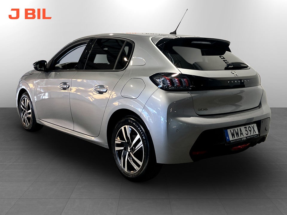 Bild på Peugeot 208 Allure Pack 1.2 PT 100hk CARPLAY BACKKSENSORER