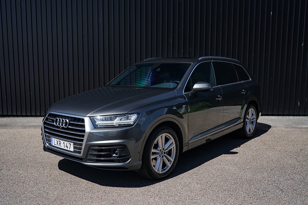Audi Q7 3.0 TDI quattro S Line, Sport edition, ink. Garanti! 