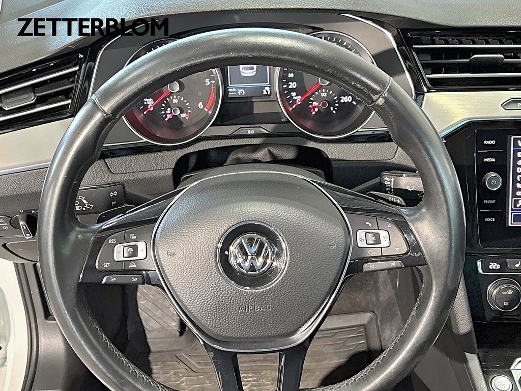Kombi Volkswagen Passat 15 av 21