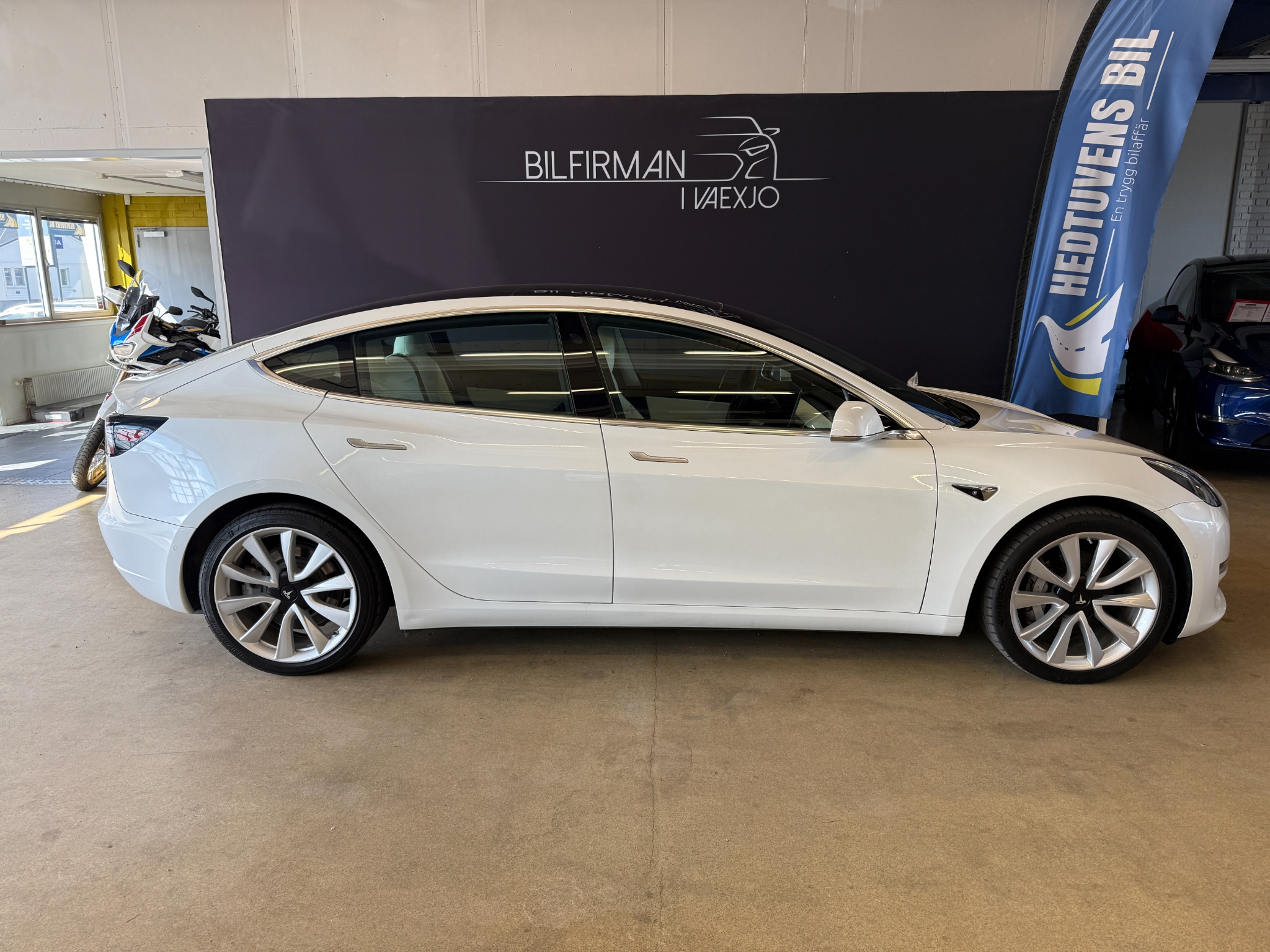 Tesla Model 3 Long Range AWD 490hk 2020, photo 3/48