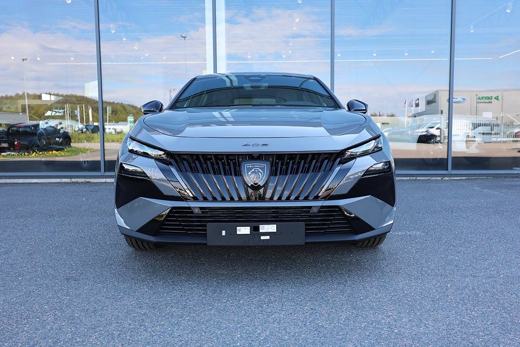 Peugeot 408 EDITION Hybrid 145hk Aut Massage 360 kamera Navigation