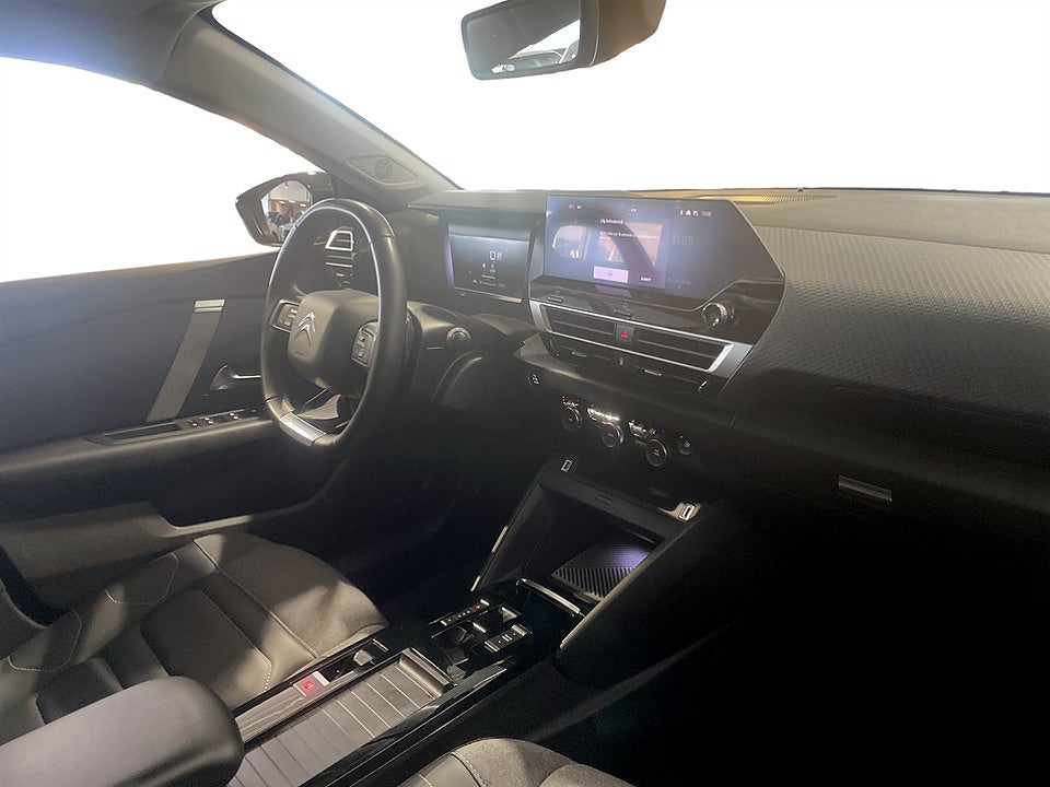 Bild på Citroën C4 Shine 1.2 PT 130hk Aut B-KAMERA CARPLAY