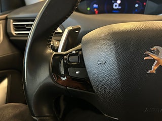 Peugeot 308 1.5 130hk Psensorer/Kamera/MoK-Värm/SoV-däck