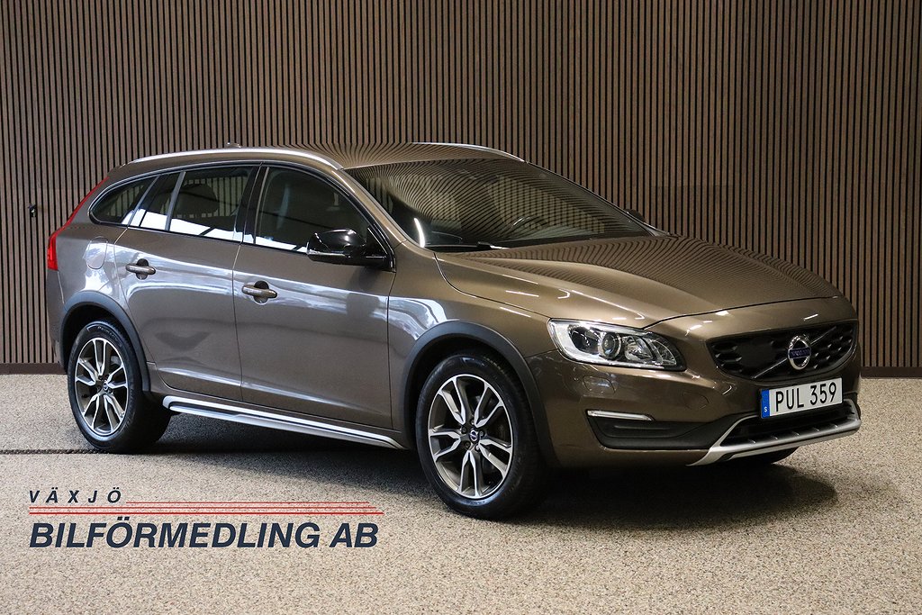 Volvo V60 Cross Country D4 AWD Geartronic Summum drag 