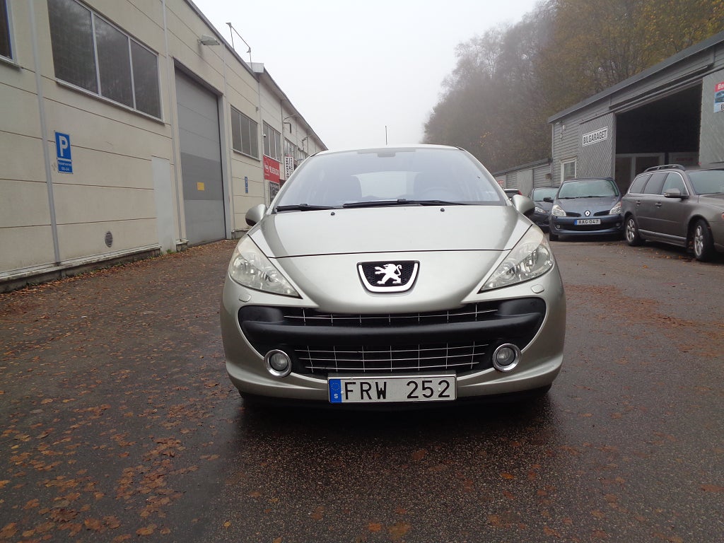 Peugeot 207
