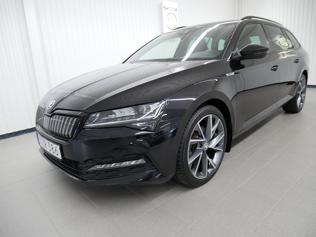 Skoda Superb Combi SPORTLINE 1,4 TSI IV 218 HK Plug in hybrid