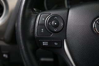 Halvkombi Toyota Auris 11 av 21