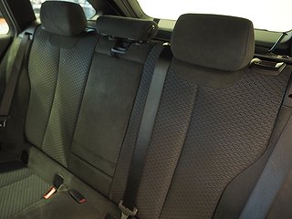Kombi BMW 320 14 av 22