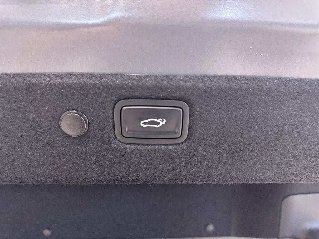 UFJ63S