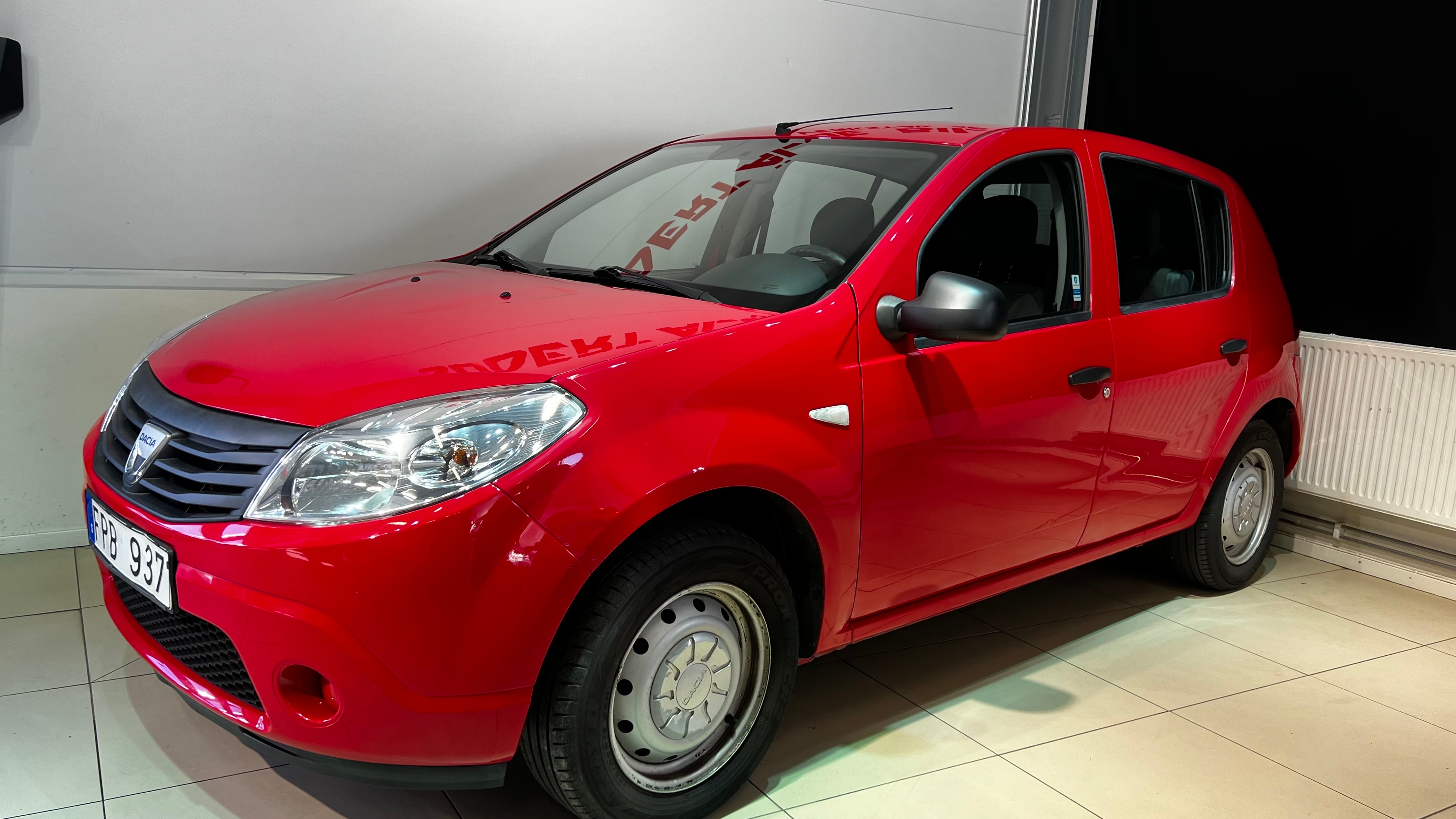 Dacia Sandero 2010, bild 2/36