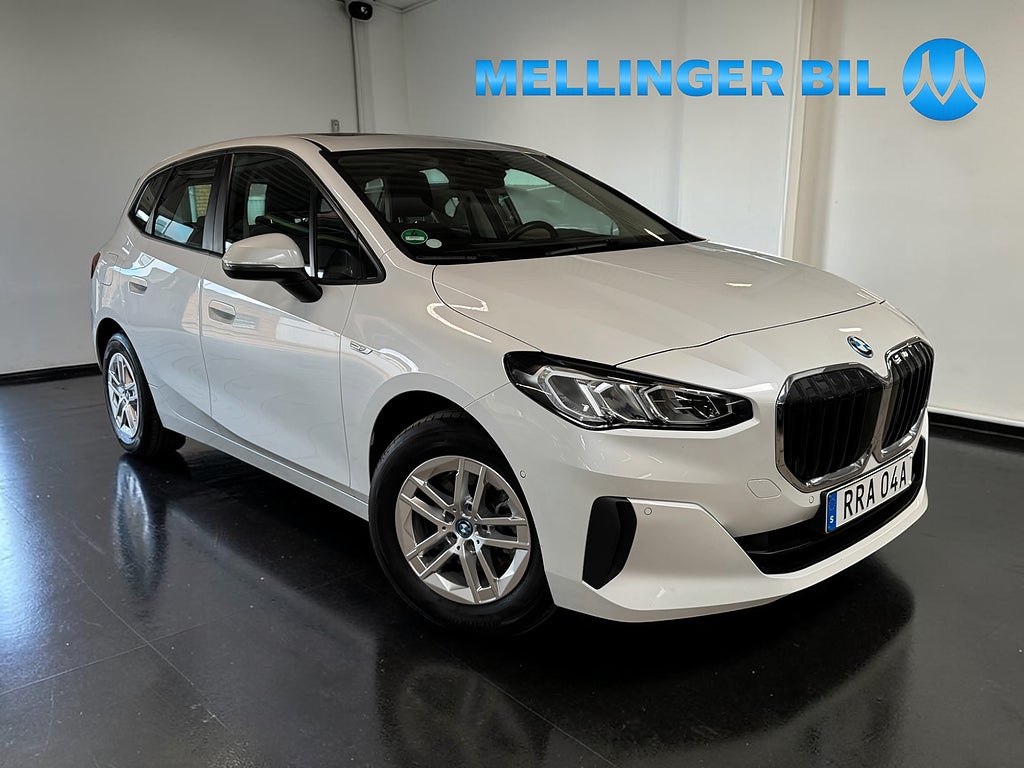 BMW 225e xDrive Active Tourer Steptronic Panorama|Widescreen