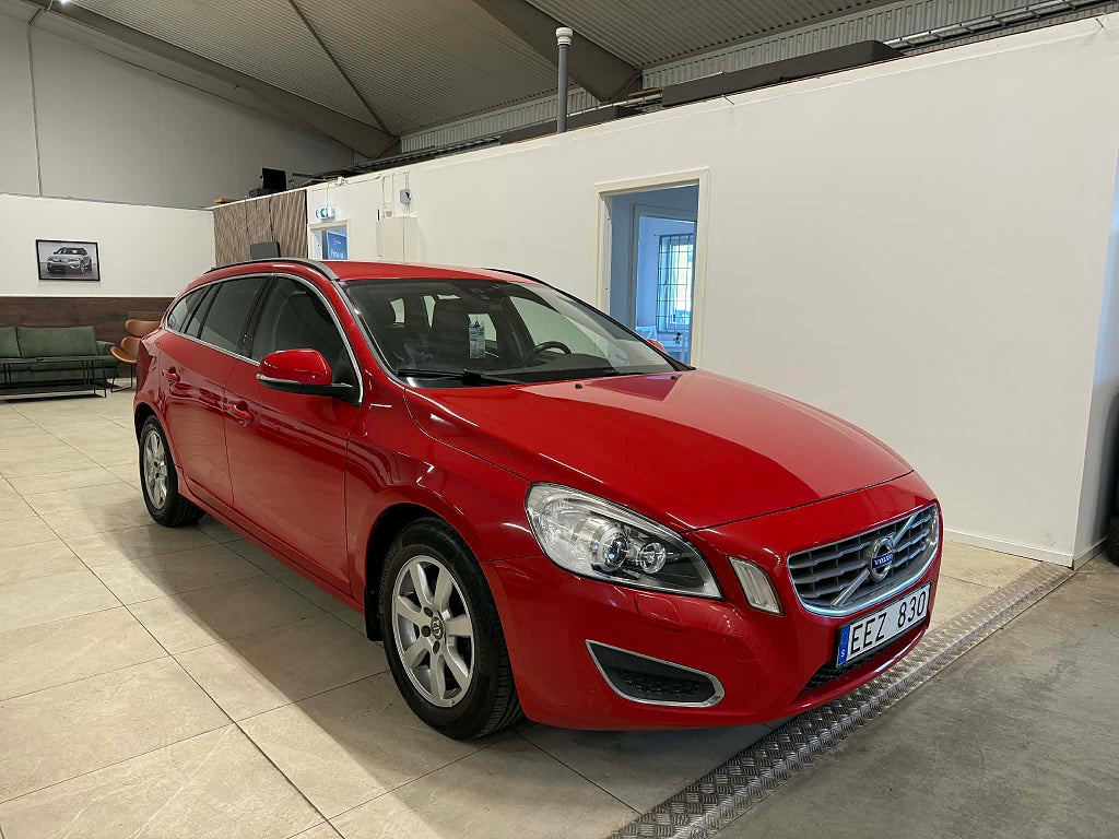 Volvo V60 D3 Automat Dragkrok Bluetooth Euro 5