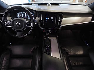 Kombi Volvo V90 17 av 31