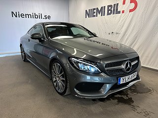 Mercedes-Benz C 400 4M Coupé 9G AMG Line Kamera/Panorama/GPS