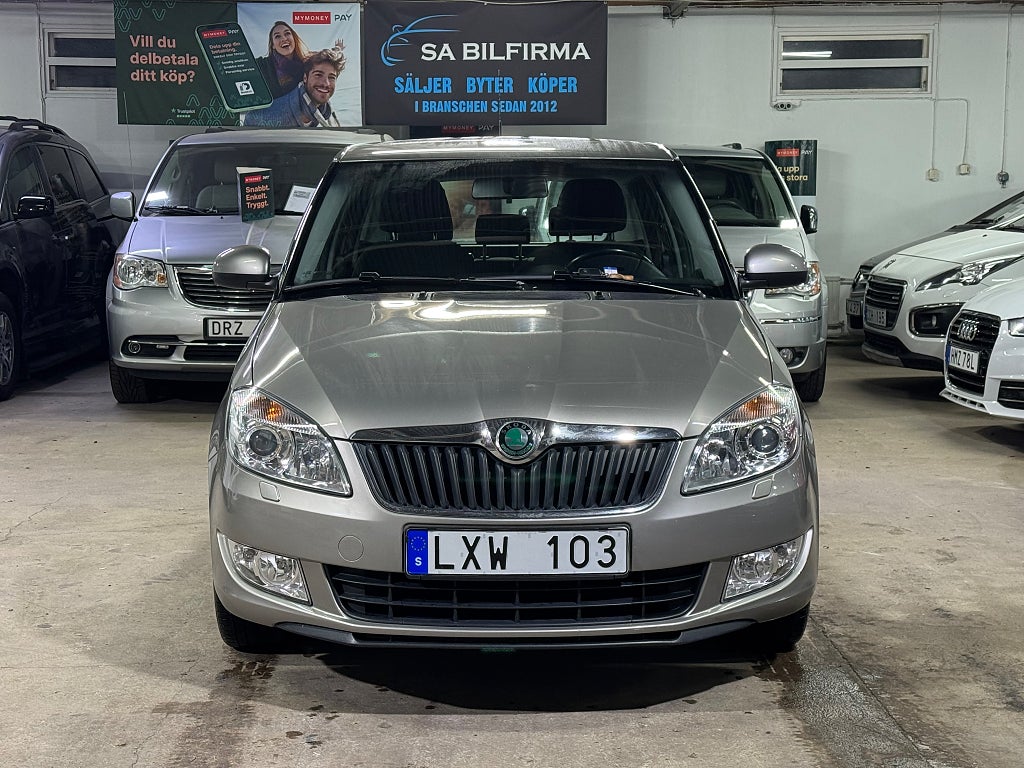 Skoda Fabia Kombi 1.2 TSI Automat Låg Mil Elegance Euro 5