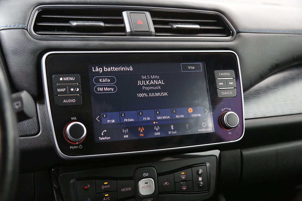 Nissan Leaf 40 kWh N-Connecta 360° I Navi I Motorvärmare 2020