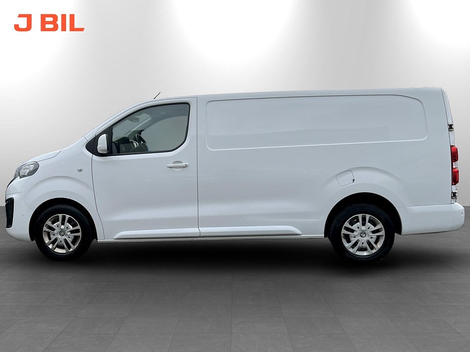 Bild på Peugeot Expert PRO+ 2.0 BHDi 120hk L3 - B-KAMERA, DRAG