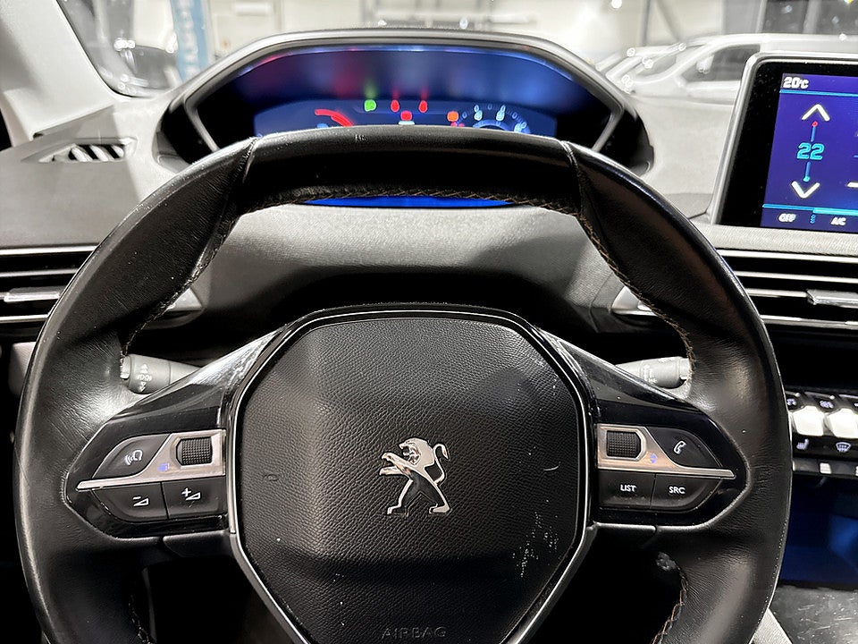 Bild på Peugeot 3008 Active 1.6 BHDi 120hk P-SENSORER DRAG