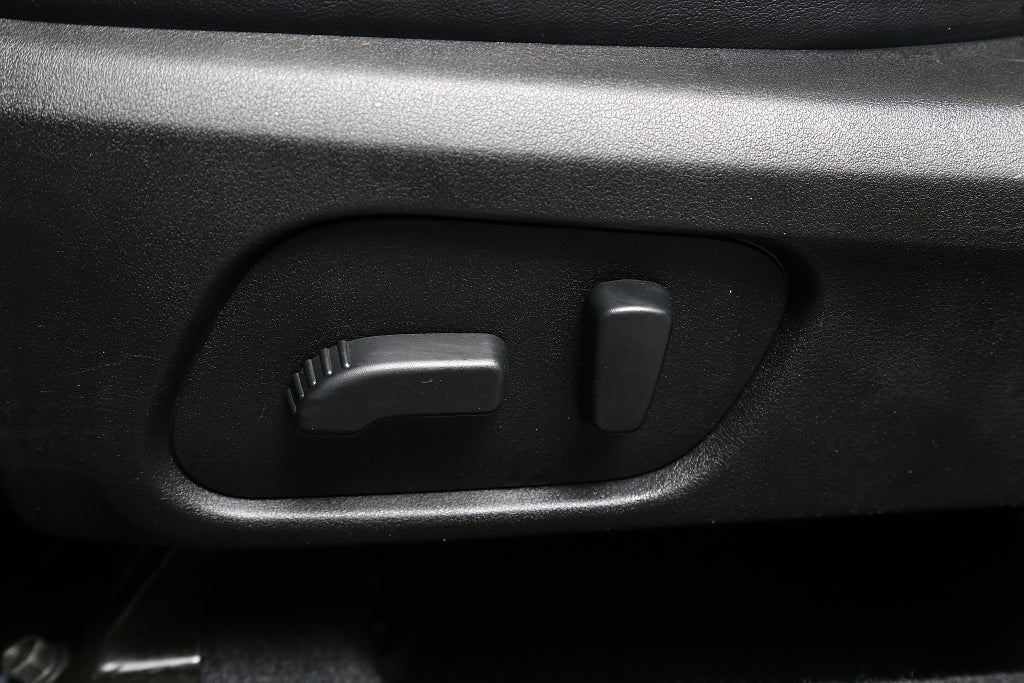 Subaru Forester 2,0D 147hk XE AWD Aut Panorama Skinn Drag 2016