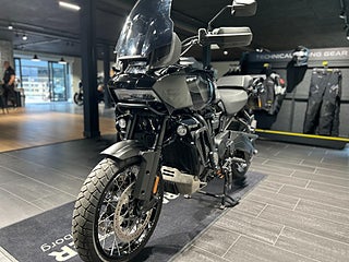 Harley-Davidson Pan America 1250 Special / Slip-on / Adaptive Ride Height