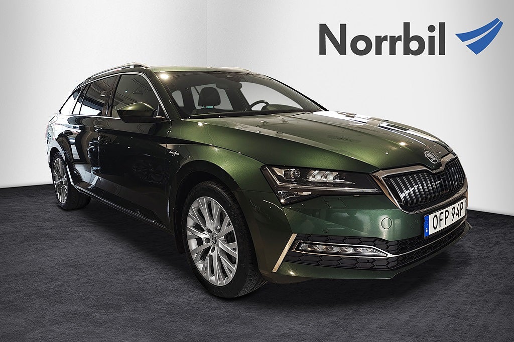 Skoda Superb Combi L&K 1,4 TSI IV DSG, Värmare, Drag