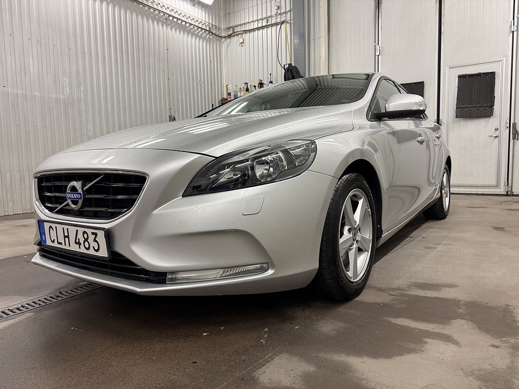 Volvo V40 D2 Dragkrok