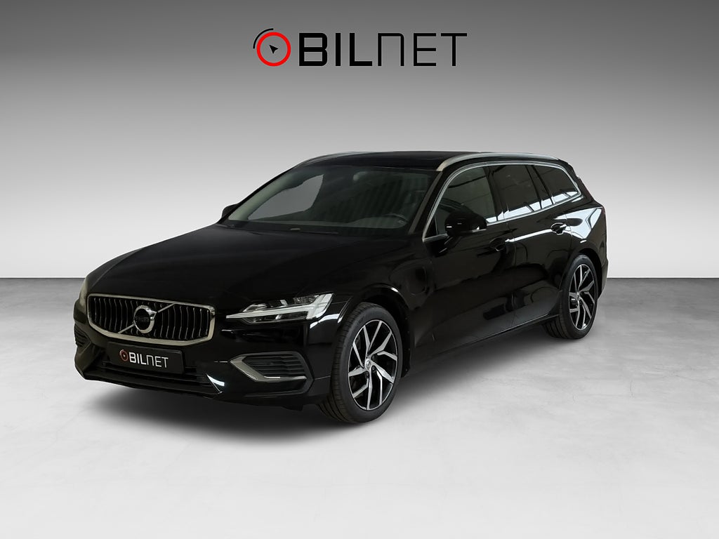 Volvo V60 Recharge T8 AWD *3,99%* Plug-In Pano Navi Kamera VOC