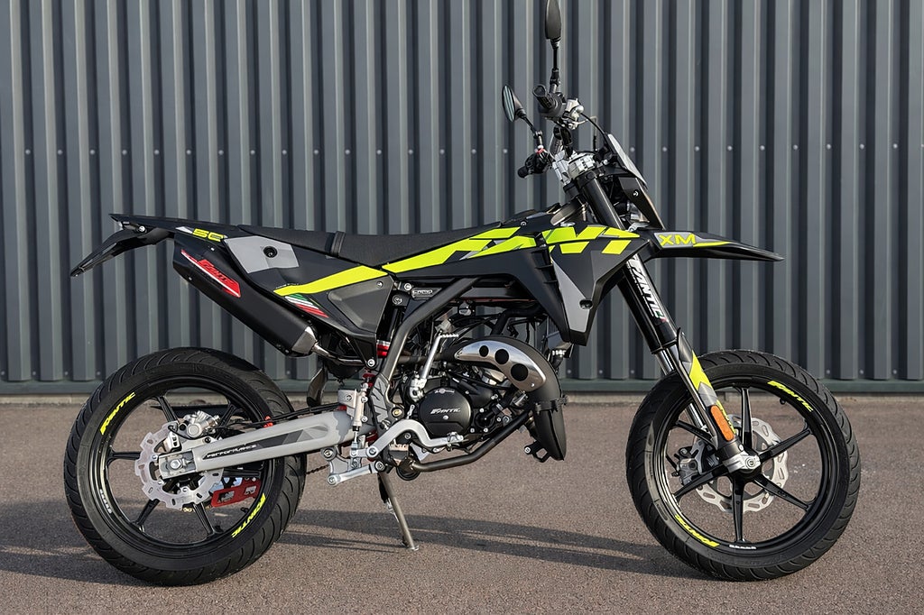 FANTIC XM50 PERFORMANCE NU i BUTIK