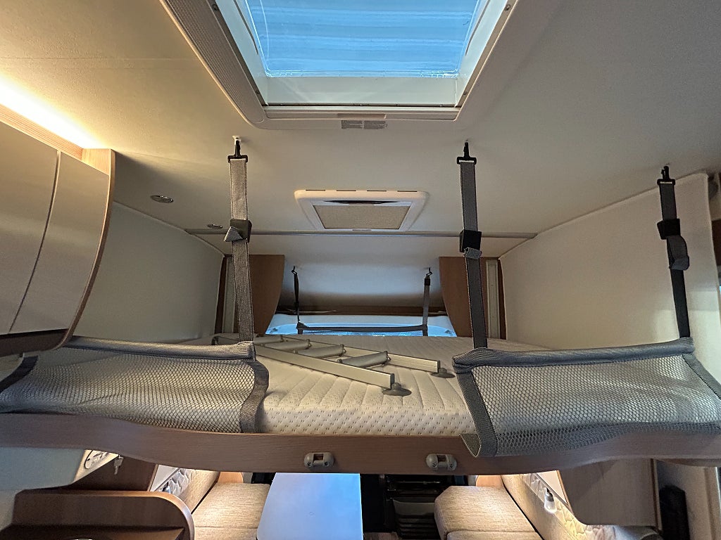 Bürstner Lyseo T 736 / Taksäng / Elpatron / Duo-control - Bürstner