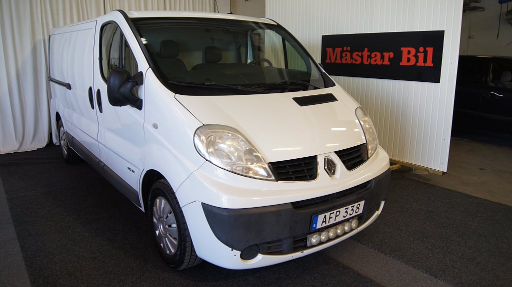 Renault trafic Skåpbil 2.9t 2.0 dCi 