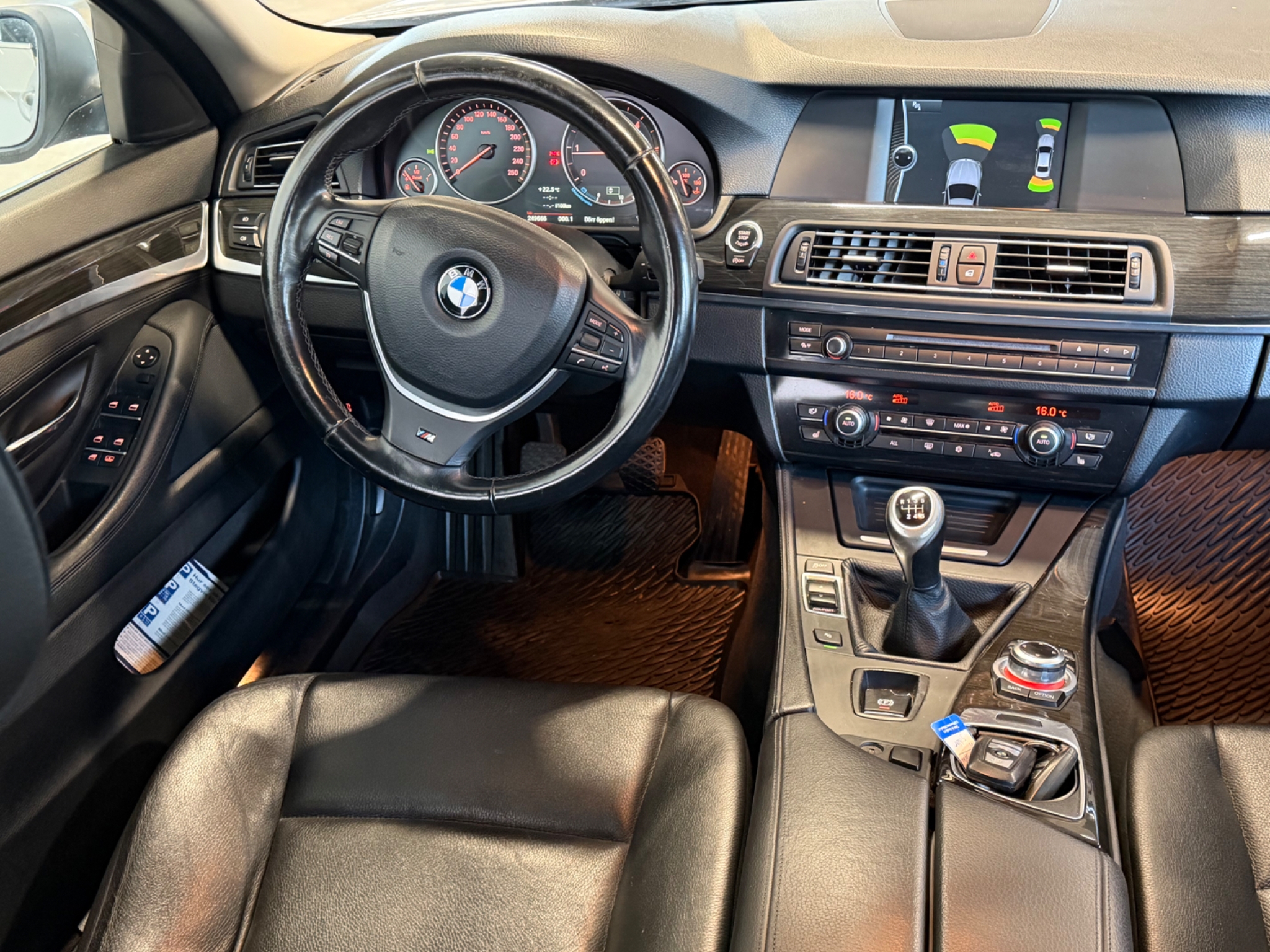 BMW 520 d Sedan Euro 5 2012, bild 4/10
