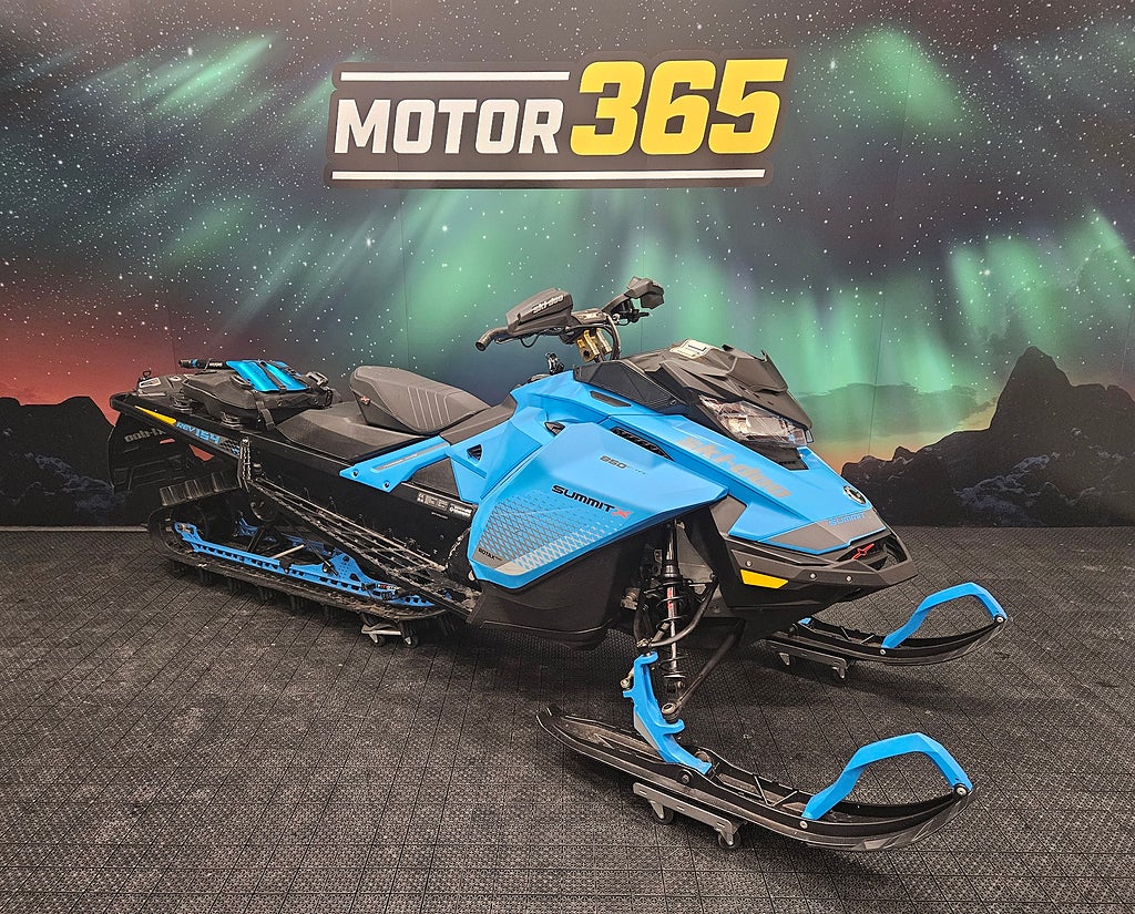 Ski-Doo SUMMIT X 850 154" • 123 MIL • 1199 KR/MÅN • KÖP ONLINE