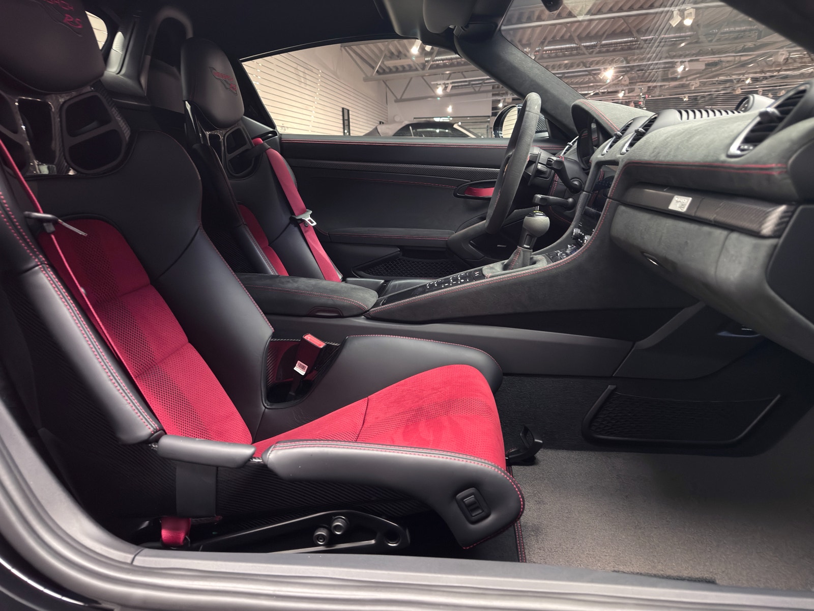 Porsche 718 Spyder RS 500hk | Weissach-paket | Se utrustning! 2024 - miniatyr 26