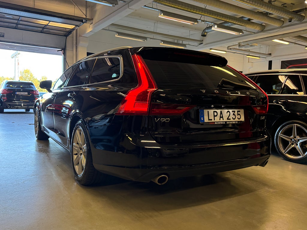 Volvo V90 2018 - miniatyr 8