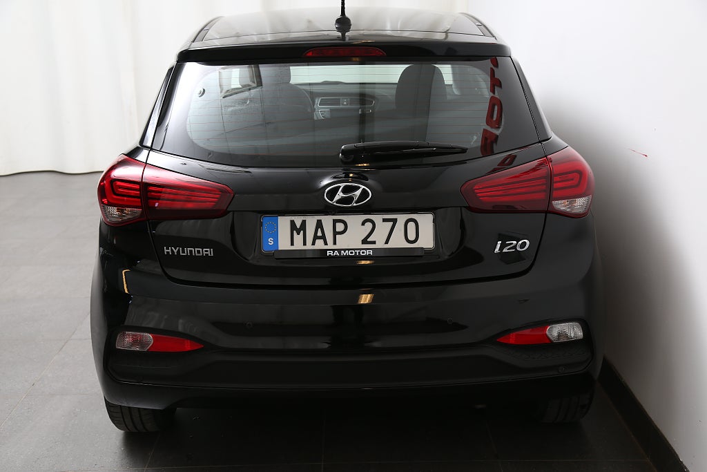 Hyundai i20 1,2 Premium CarPlay Kamera P-sensor Motorvärmare