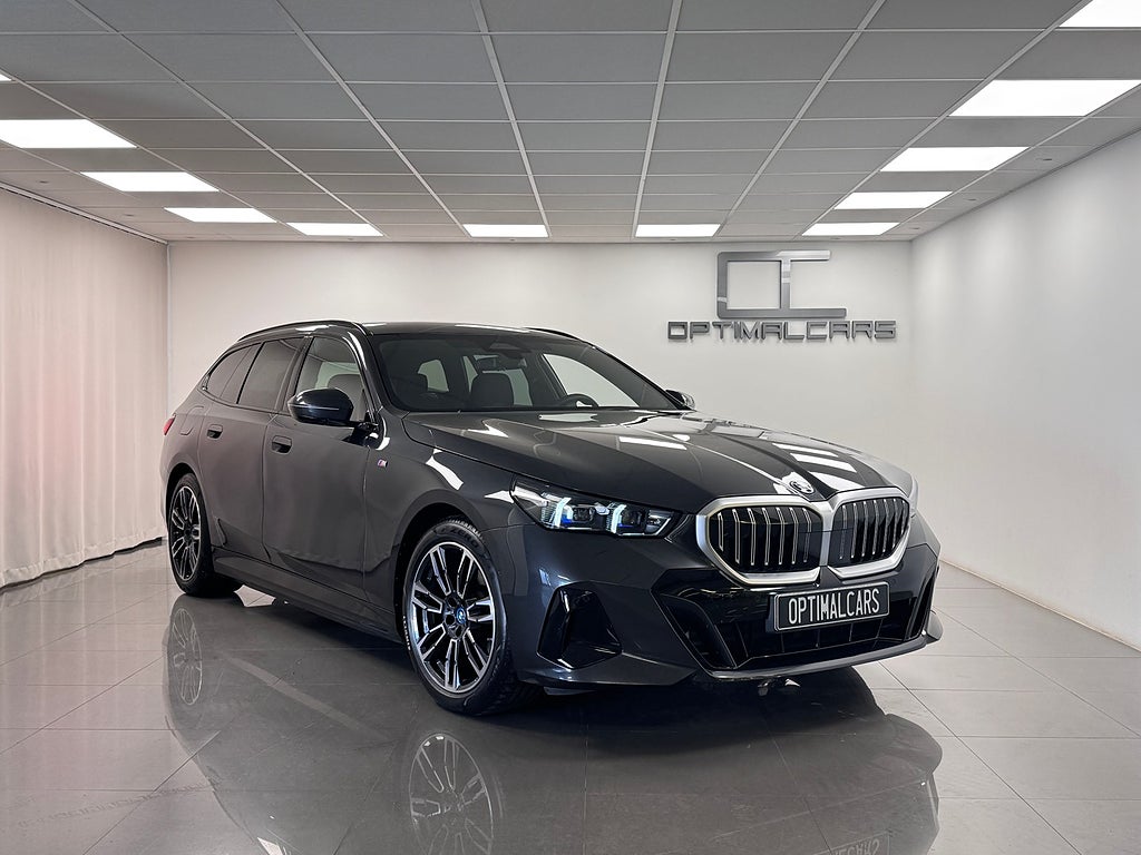 BMW 530e Hybrid Touring Steptronic M-SPORT 299HK Drag
